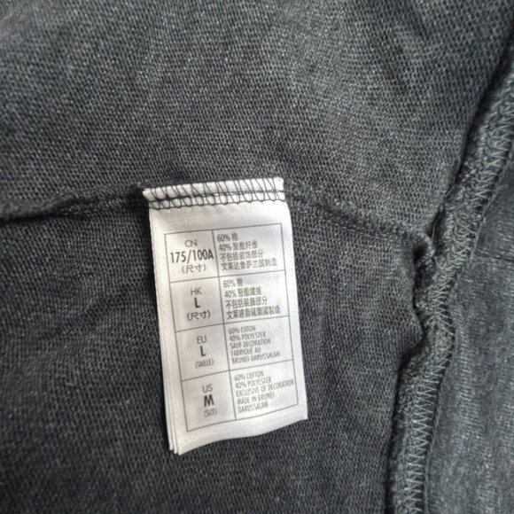 Disney Parks 2018 Mens Gray Pullover Sweatshirt Medium Cotton Blend Long Sleeve - Picture 4 of 8